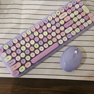 Wireless Keyboard & Mouse Combo- Retro Typewriter-Like keys